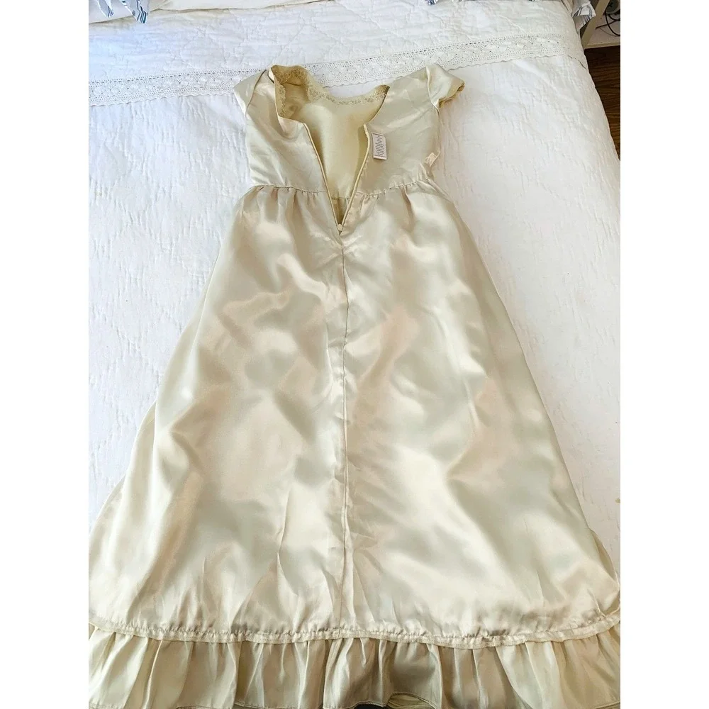 Ivory Duponi Silk Girls Formal Dress 10 Flower Girl Scalloped Cinderella Hem